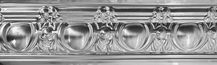 apm_egg__grape_cornice_optimized-image_5